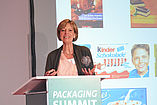 Claudia Rivinius, Marketing Director STI Group, rundete den Trend-Block mit ihrem Vortrag „Warum mobile first auch für Verpackungen gilt“ ab.